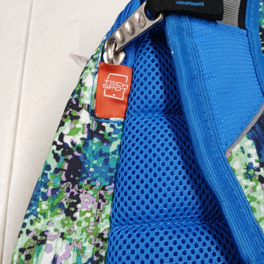 High Sierra Blue and Green Backpack - Picture 12 of 15